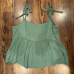 Old Navy Sage green flowy tank top